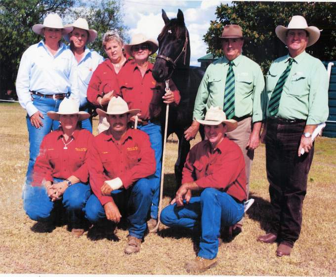 Glencoe Posh with family